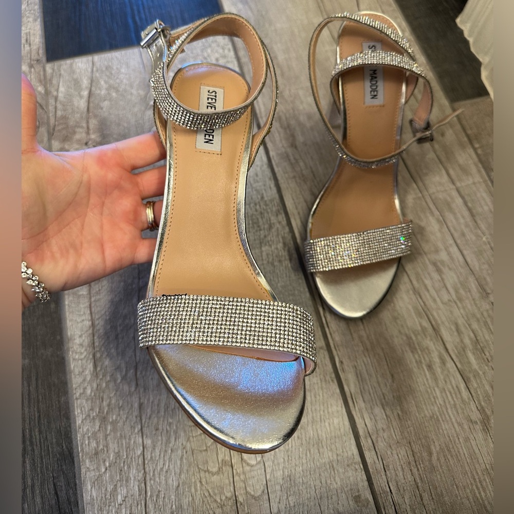 Brand New Steve Madden Gorgeous Rhinestone Heels with Clear Block 10 - Picture 7 of 17
